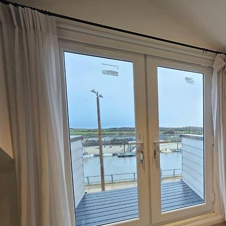River Breeze Balcony 4 Литълхамптън Екстериор снимка